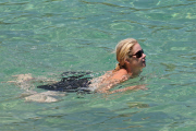 *EXCLUSIVE* WEB OK Christina Applegate and Martyn LeNoble explore the water with Sadie Grace 