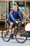 Alec Baldwin and Hilaria Thomas get in an morning workout