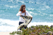 *EXCLUSIVE* Julia Roberts makes it a Family Day at the Beach