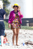 Kourtney Kardashian and Penelope beach it with friends
