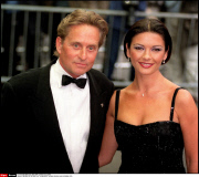 PREMIERE OF THE NEW FILM "ENTRAPMENT"     MICHAEL DOUGLAS AND CATHERINE ZETA.