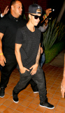 EXCLUSIVE Justin Bieber leaving Toscana 