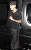 EXCLUSIVE Justin Bieber leaving Toscana Part 2