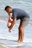 Jessica Alba and Haven enjoy a Beach Day for Labor Day Weekend - Part 2