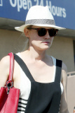 DIANE KRUGER SHOPPING AT RITE AID PHARMACY
