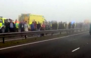 Massenkarambolage mit 100 Fahrzeugen