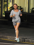 EXC: STELLA MCCARTNEY GOES FOR A RUN!