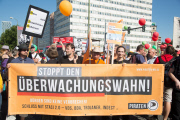 Grossdemonstration gegen Überwachung in Berlin