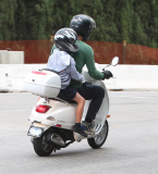 Gwyneth Paltrow and Chris Martin take the kids on another dangerous Vespa ride