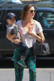 Miranda Kerr and Flynn spend time with her parents at the Museum