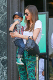 Miranda Kerr and Flynn spend time with her parents at the Museum