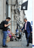 Apple fans queue for launch of iPhone 5s and 5c, London, Britain - 18 Sep 2013