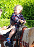 Jennifer Garner Takes Her Family to a Community Party 