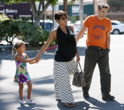 Halle Berry ready to pop!