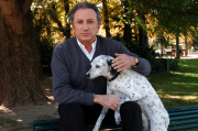 PORTRAIT DE MICHEL DRUCKER, ANIMATEUR