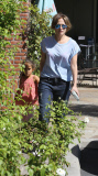 Jennifer Lopez gives Emme a big kiss!