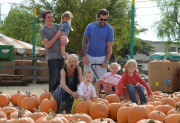 Tori and Dean Take Their Kids to a Pumpkin Patch
