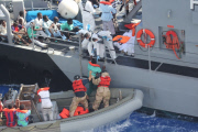 Migrants off Malta are rescued