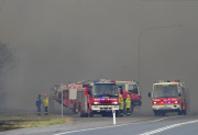 Im Kampf gegen das Feuer: Buschfeuer in Australien breitet sich aus  