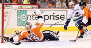 Flyers vs. Canucks
