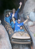 Heidi Klum Takes The Kids To Disneyland