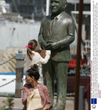 Katie Holmes and daughter Suri Cruise out and about in Cape Town, South Africa - 07 Nov 2013