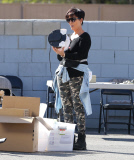 The Kardashian/Jenner girls helping out