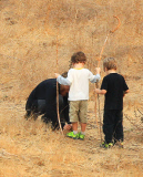 Brooke Mueller Takes Her Boys On A Hike 