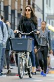 Famke Janssen is a good samaritan