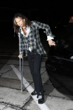 Steven Tyler hobbles his way into Craig's for dinner