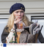 Hennessy Gold Cup, Newbury Racecourse, Britain - 30 Nov 2013