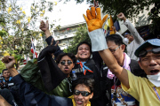 Thai protesters allowed to enter Government House 