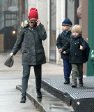 Naomi Watts Takes Her Boys To School 