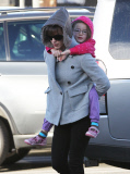 Semi-Exclusive... Jennifer Garner Takes Her Kids To Breakfast 