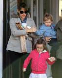 Semi-Exclusive... Jennifer Garner Takes Her Kids To Breakfast 