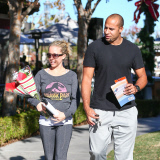 Kendra Wilkinson and Hank Baskett enjoy a lunch date at Marmalade Cafe