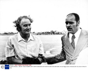 RONNIE BIGGS - GREAT TRAIN ROBBER WITH WIFE RAIMUNDA DE CASTRO AND SON MICHAEL