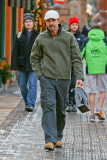 Antonio Banderas gets his mail just in time for Christmas