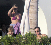 Jennifer Aniston and friends in Mexico