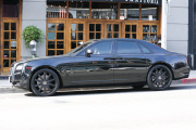 Kim Kardashian and Kanye West get some shopping done
