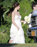 Justin Bartha Weds Lia Smith In Oahu 