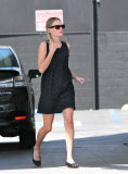 Kate Bosworth Gets Gas in Hollywood