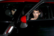 Joe Jonas has a Gracias Madre dinner with his girlfriend Blanda Eggenschwiler