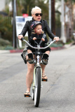 *EXCLUSIVE* Pink and Willow are Biker Girls