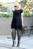Gwen Stefani treats herself to a Mani-Pedi