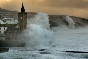 Meer Sturm auf britische Südküste