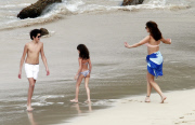 Stephanie Seymour And Kids On The Beach In St. Barts (USA AND OZ ONLY) 
