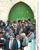 JERUSALEM : Ariel Sharon at the wailing   wall at temple mount : Ariel Sharon,leader
