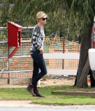 EXCLUSIVE - Sean Penn and Charlize Theron are like teenagers  Pt 3