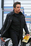 *EXCLUSIVE* Ben Stiller breaks for lunch in Vancouver **NO Canada, Germany, Austria**
